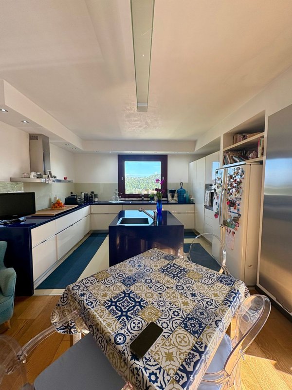 appartamento in vendita a Cagliari in zona Bonaria