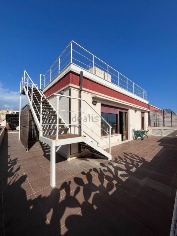 appartamento in vendita a Cagliari in zona Stampace/Punici