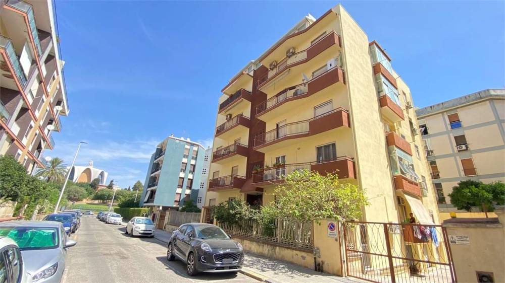 appartamento in vendita a Cagliari in zona Monte Urpinu