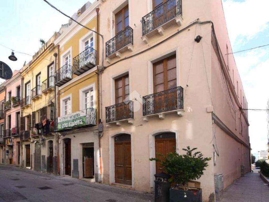 appartamento in vendita a Cagliari in zona Stampace/Punici