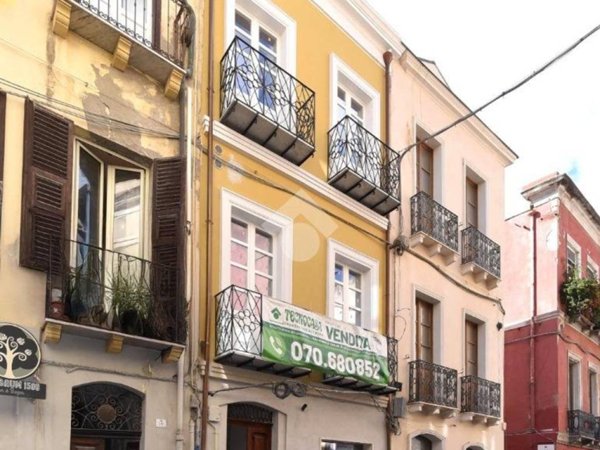 appartamento in vendita a Cagliari in zona Stampace/Punici