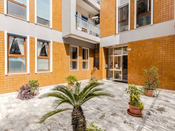 appartamento in vendita a Cagliari in zona Is Mirrionis/San Michele