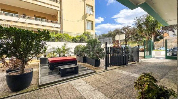 negozio in vendita a Cagliari in zona Monte Urpinu