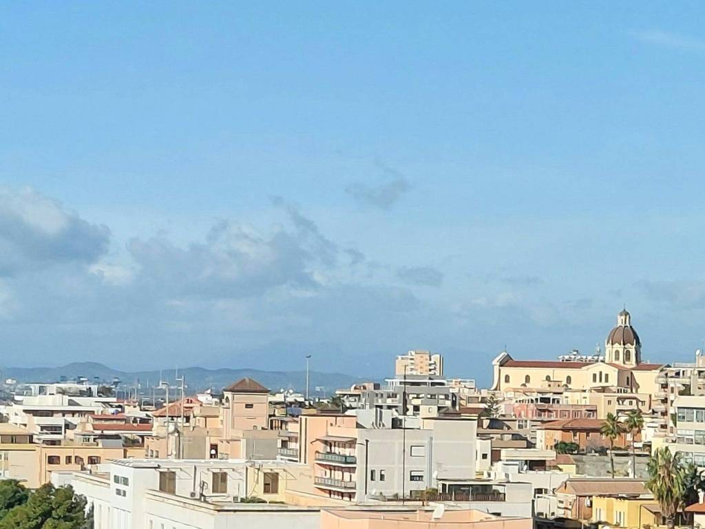 appartamento in vendita a Cagliari in zona Monte Urpinu