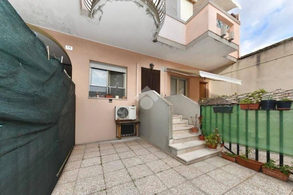 appartamento in vendita a Cagliari in zona Pirri