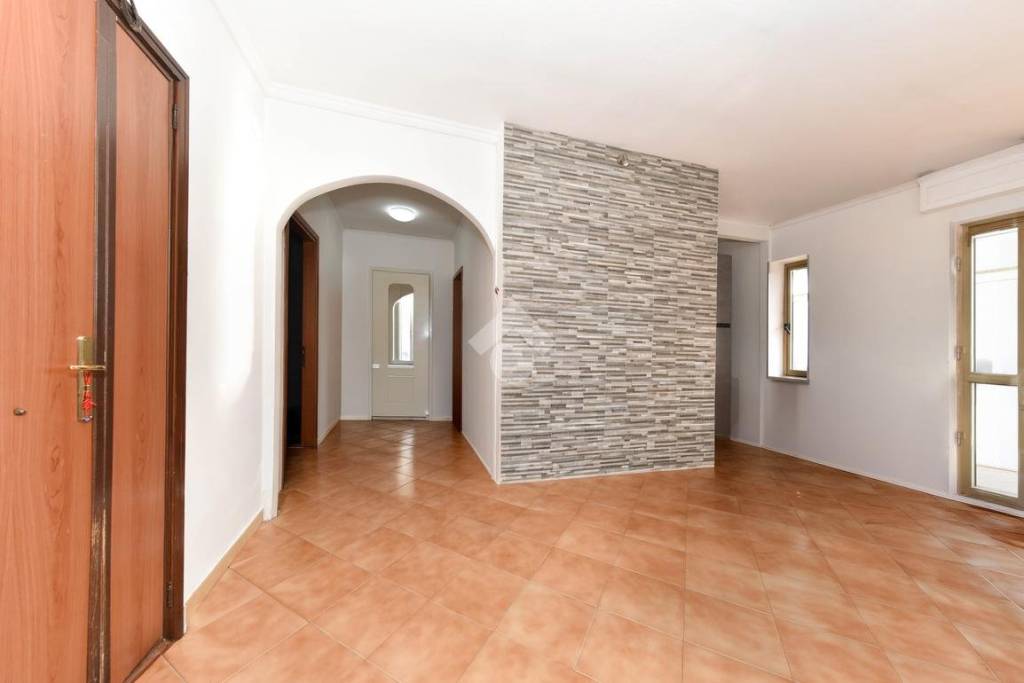 appartamento in vendita a Cagliari in zona Pirri