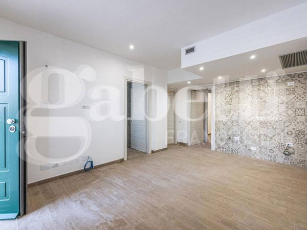 appartamento in vendita a Cagliari in zona Sant'Elia