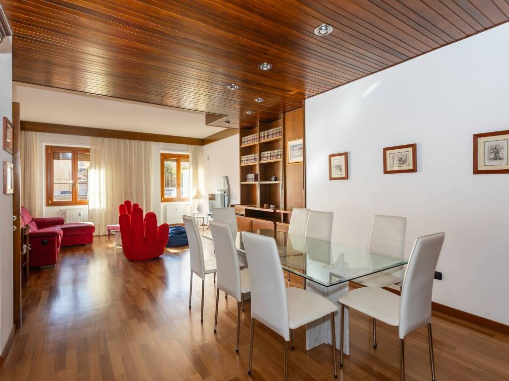 appartamento in vendita a Cagliari in zona Tuvixeddu/Tuvumannu