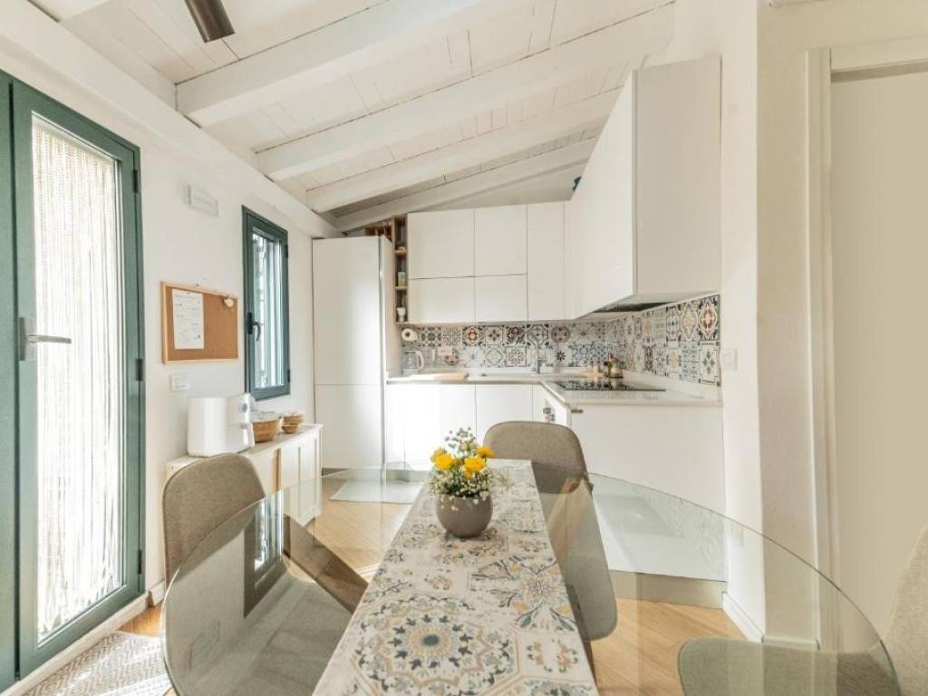 appartamento in vendita a Cagliari in zona Marina