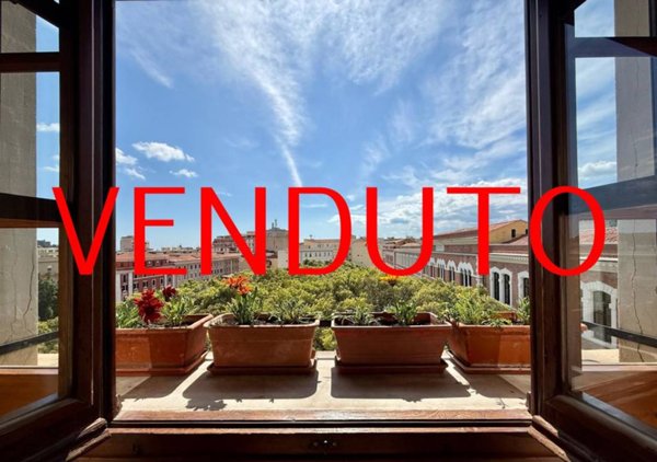appartamento in vendita a Cagliari in zona Villanova