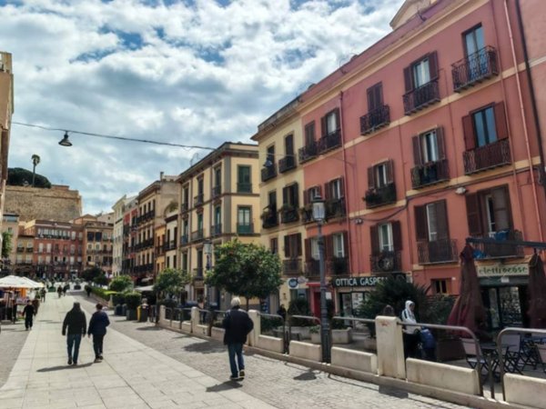 appartamento in vendita a Cagliari in zona Stampace/Punici