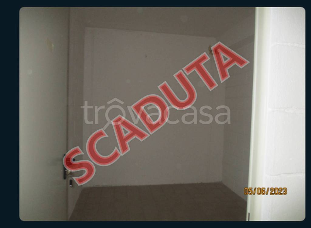 locale commerciale in vendita a Cagliari in zona Tuvixeddu/Tuvumannu