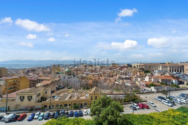 appartamento in vendita a Cagliari in zona Castello