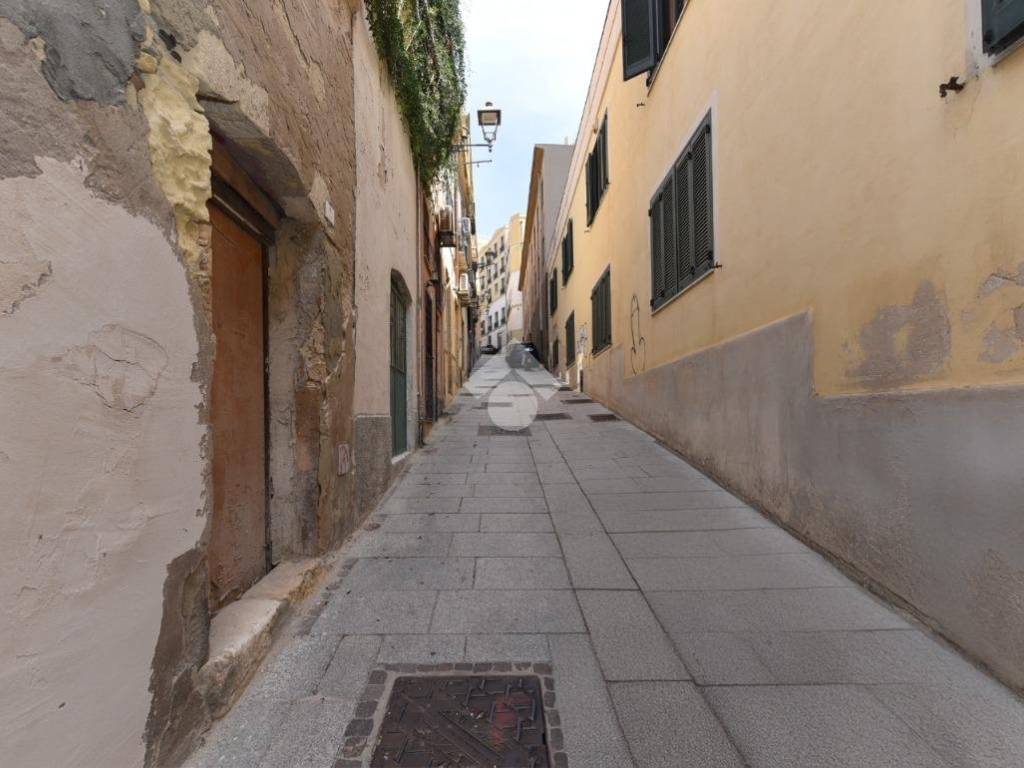 appartamento in vendita a Cagliari in zona Marina