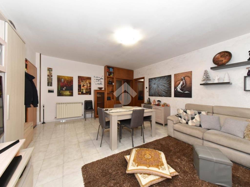 appartamento in vendita a Cagliari in zona Pirri