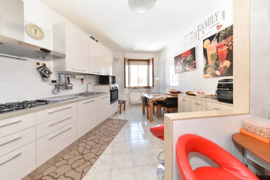 appartamento in vendita a Cagliari in zona Pirri