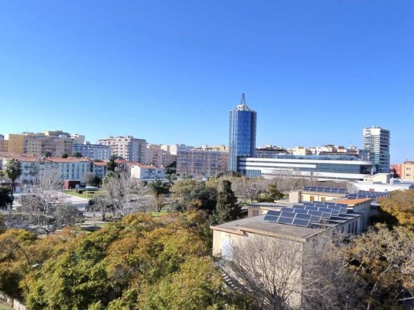 appartamento in vendita a Cagliari in zona Genneruxi