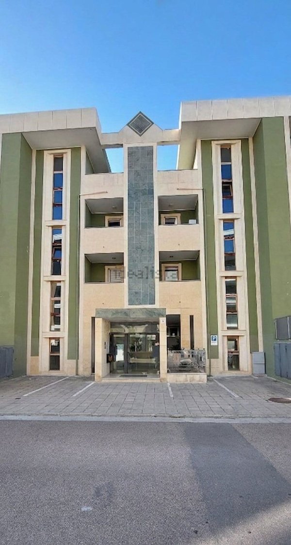appartamento in vendita a Cagliari in zona Genneruxi