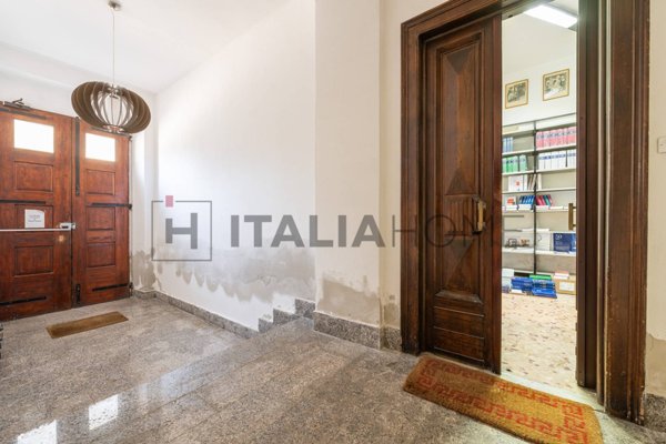 appartamento in vendita a Cagliari in zona Tribunale