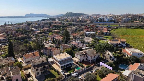casa indipendente in vendita a Cagliari in zona Quartiere Europeo