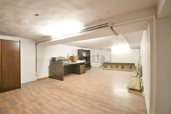 ufficio in vendita a Cagliari