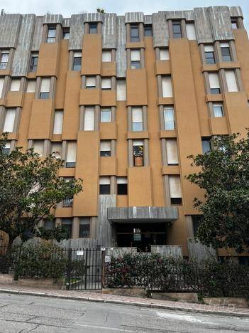 appartamento in vendita a Cagliari in zona Genneruxi