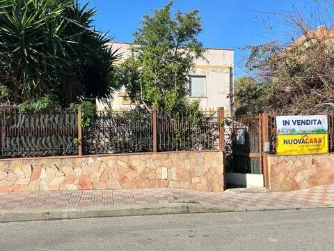 appartamento in vendita a Cagliari in zona Pirri