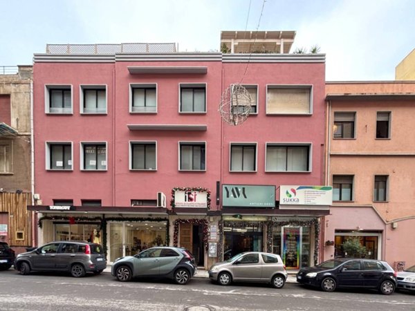 appartamento in vendita a Cagliari in zona Villanova