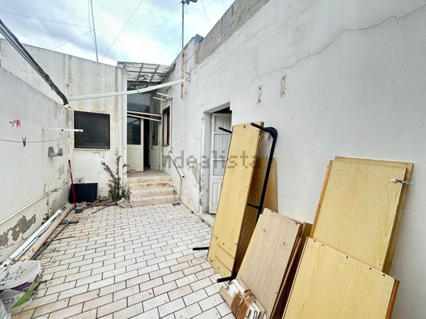 casa indipendente in vendita a Cagliari in zona Pirri