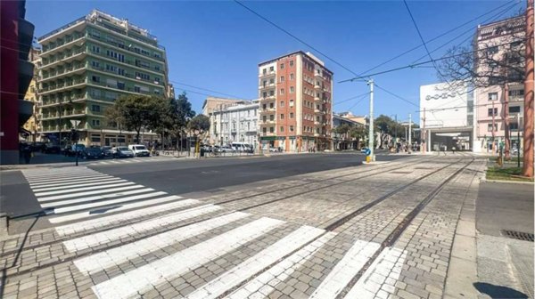 negozio in vendita a Cagliari in zona San Benedetto