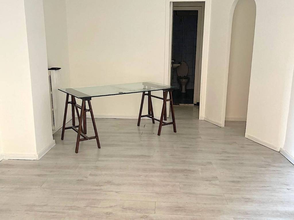 negozio in vendita a Cagliari in zona San Benedetto