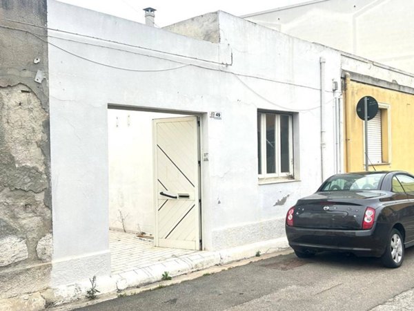 appartamento in vendita a Cagliari in zona Pirri