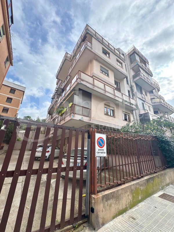 appartamento in vendita a Cagliari in zona Monte Urpinu