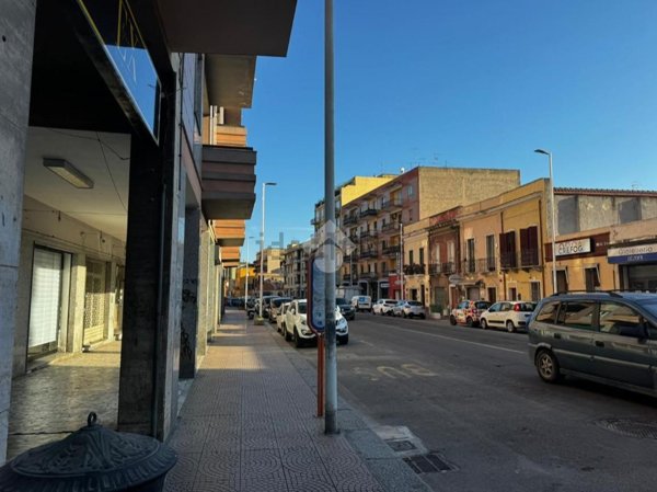 negozio in vendita a Cagliari in zona Sant'Avendrace