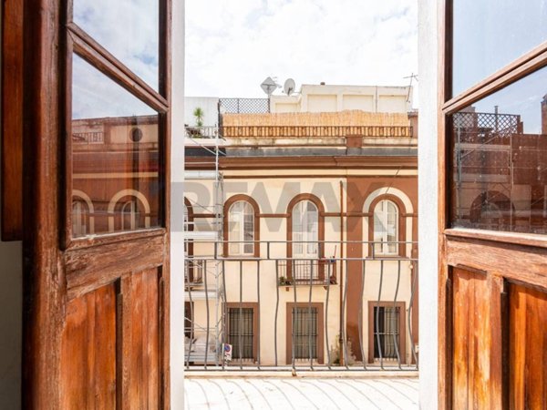 appartamento in vendita a Cagliari in zona Marina