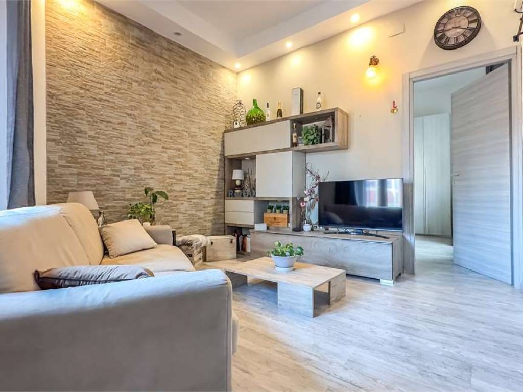 appartamento in vendita a Cagliari in zona Pirri