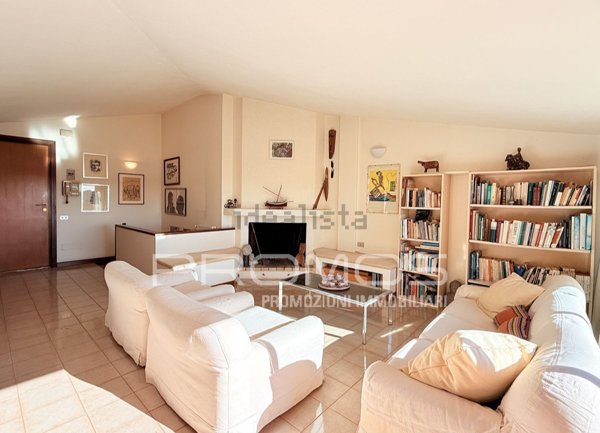 appartamento in vendita a Cagliari in zona Quartiere del Sole / La Palma