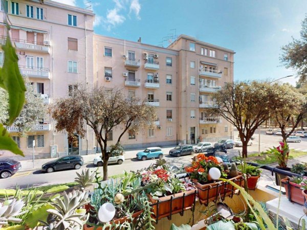 appartamento in vendita a Cagliari in zona Genneruxi