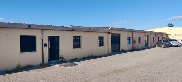 ufficio in vendita a Cagliari in zona Sant'Avendrace