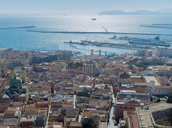 appartamento in vendita a Cagliari in zona Stampace/Punici