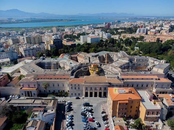appartamento in vendita a Cagliari in zona Stampace/Punici