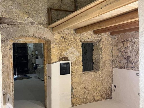 appartamento in vendita a Cagliari in zona Castello