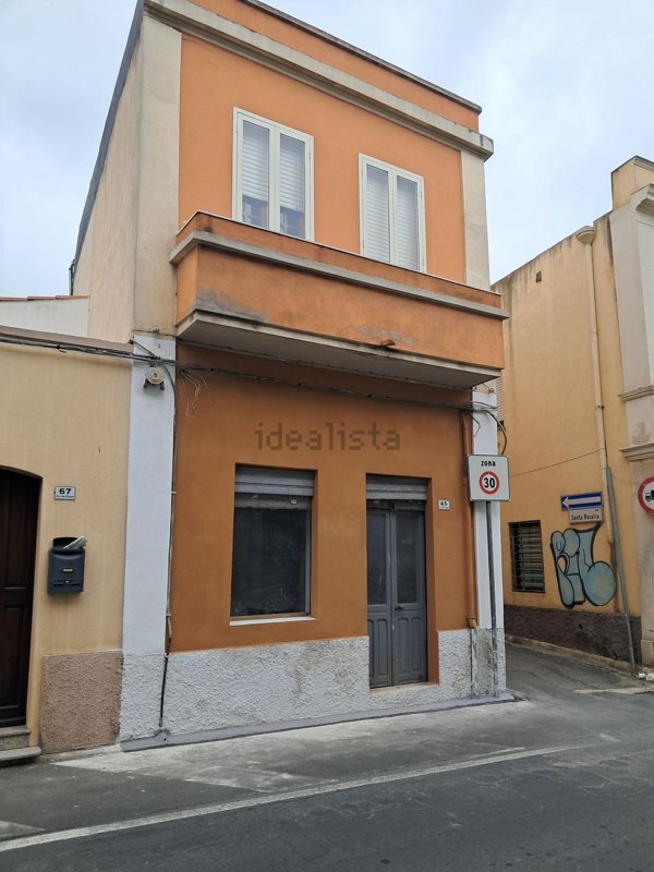 casa semindipendente in vendita a Cagliari in zona Pirri