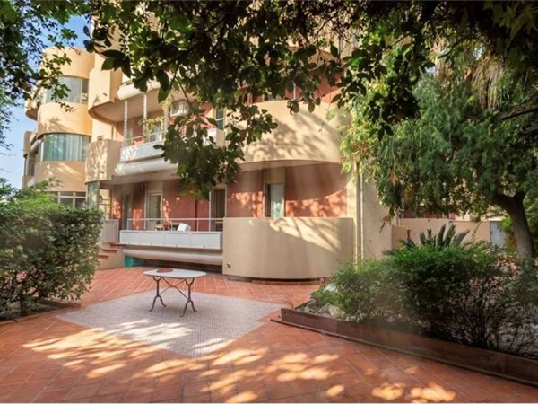 appartamento in vendita a Cagliari in zona Quartiere del Sole / La Palma