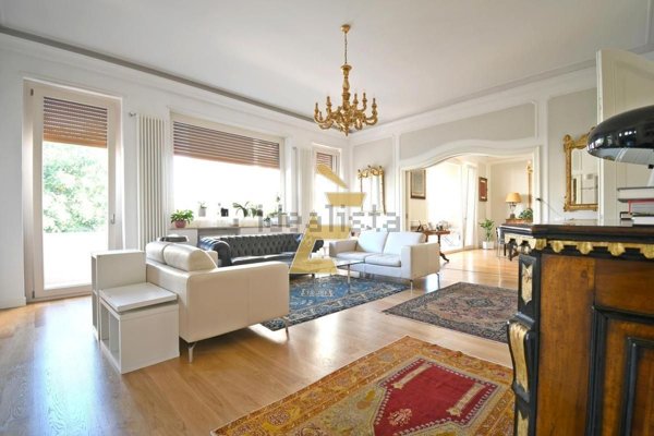 appartamento in vendita a Cagliari in zona Villanova