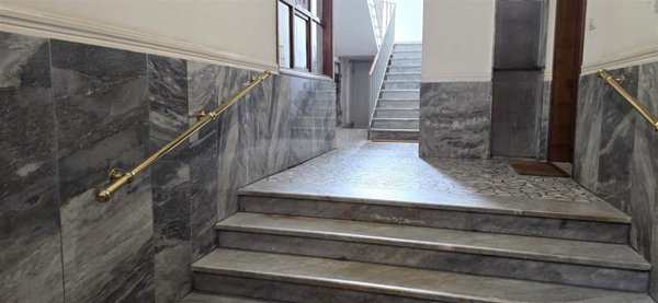 appartamento in vendita a Cagliari in zona Villanova