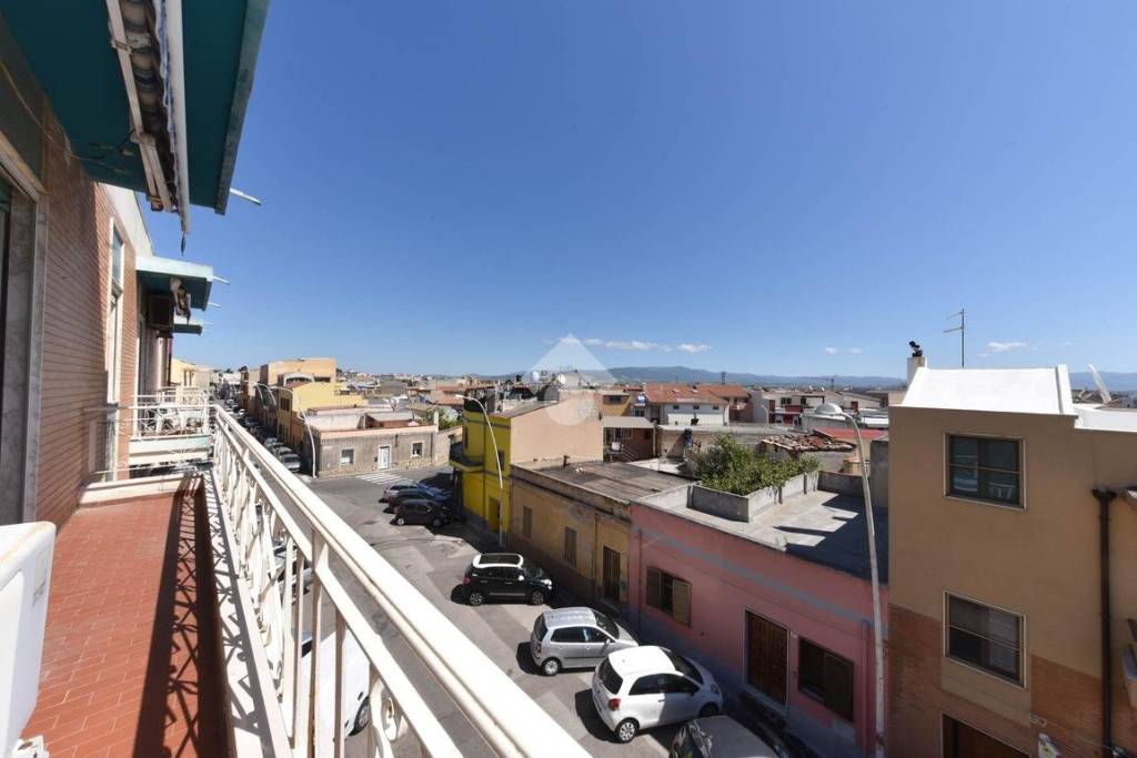 appartamento in vendita a Cagliari in zona Pirri