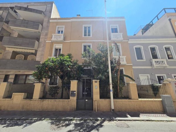appartamento in vendita a Cagliari in zona San Benedetto