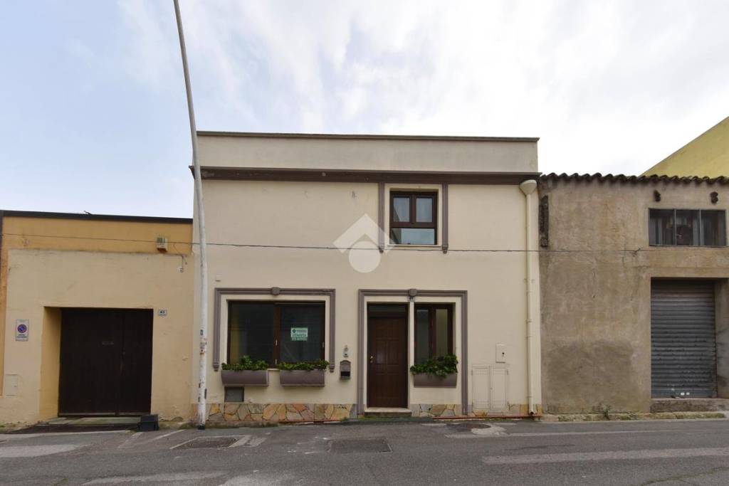 casa indipendente in vendita a Cagliari in zona Pirri