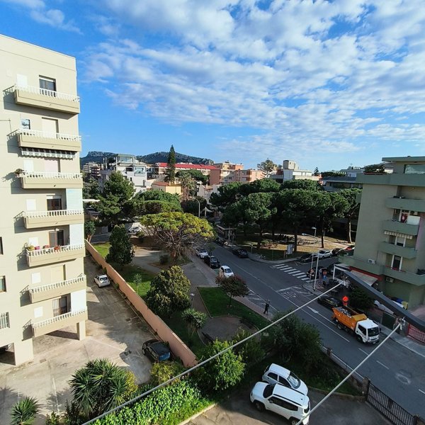 appartamento in vendita a Cagliari in zona Quartiere del Sole / La Palma